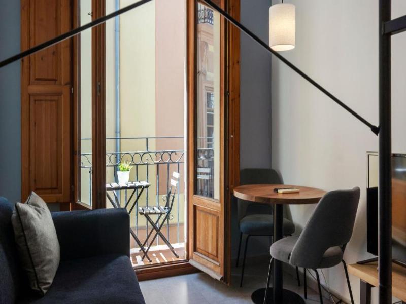 Welcomer Apartments Valencia image