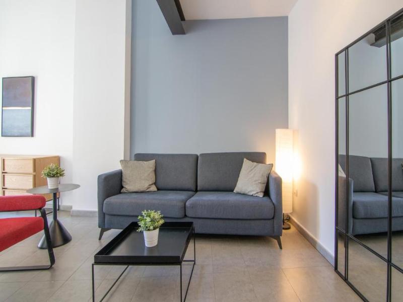 Welcomer Apartments Valencia image