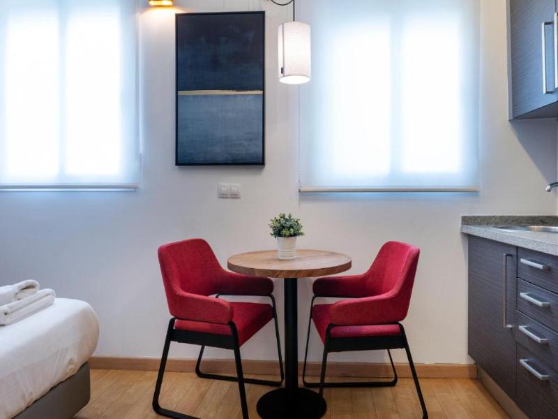 Welcomer Apartments Valencia image