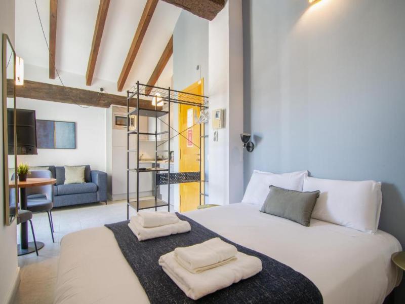 Welcomer Apartments Valencia image