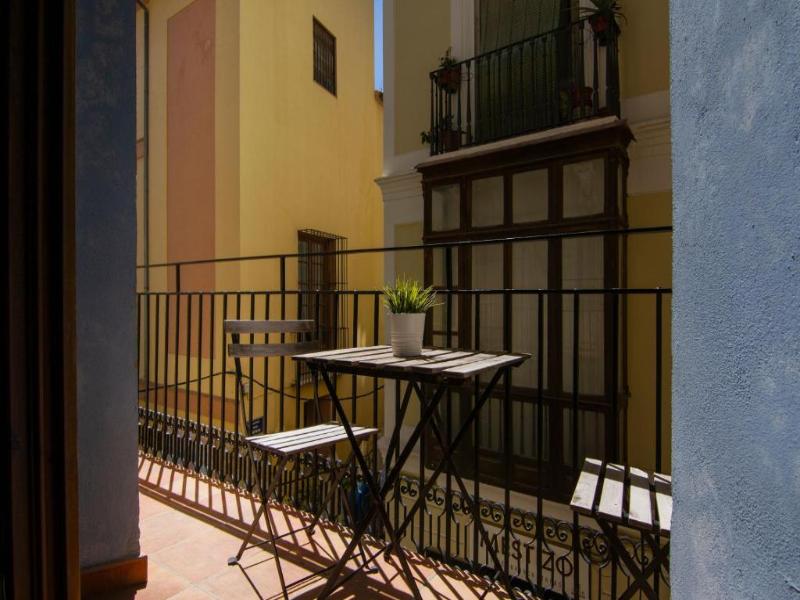 Welcomer Apartments Valencia image