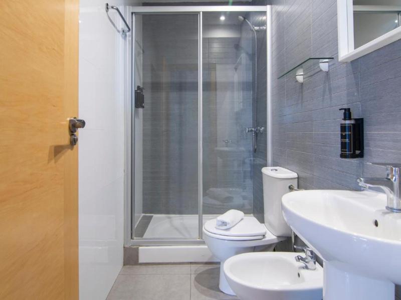 Welcomer Apartments Valencia image