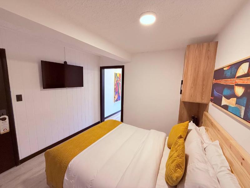 Hotel Vaway image