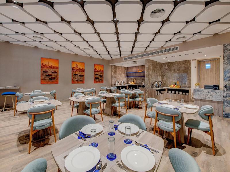 Kingsgate Hotel Clocktower Dubai image