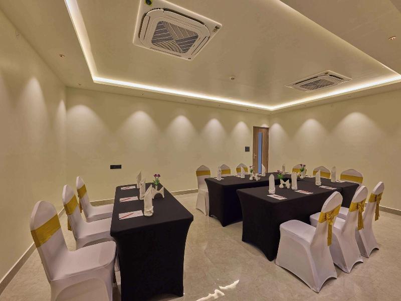 Grand Continent Mysore Sarovar Portico Affiliate image