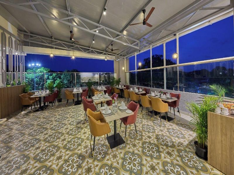 Grand Continent Mysore Sarovar Portico Affiliate image