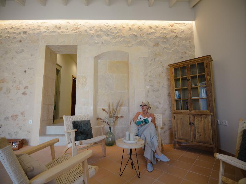 Bytra Boutique Hotel image