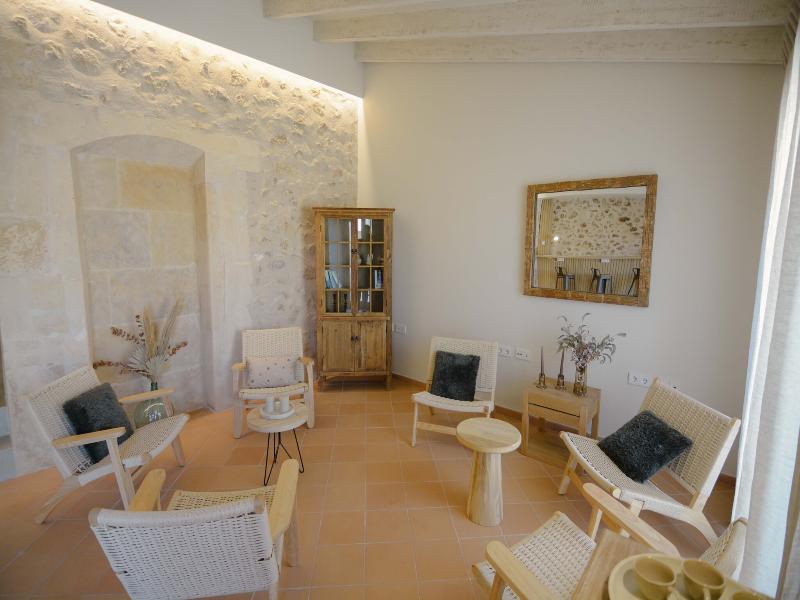 Bytra Boutique Hotel image