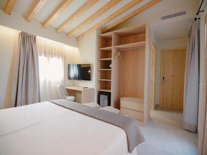 Bytra Boutique Hotel image