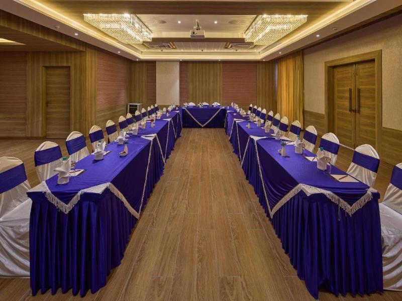 Grand Continent Hosur A Sarovar Portico Affiliate image