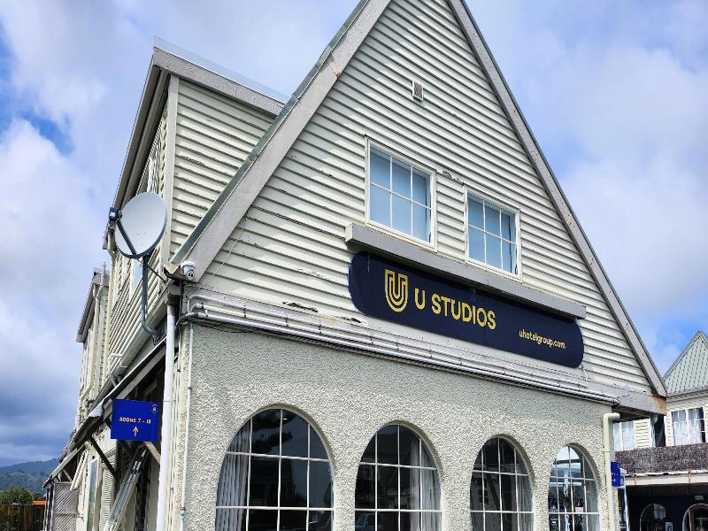 U Studios Paraparaumu, SureStay Collection Best W