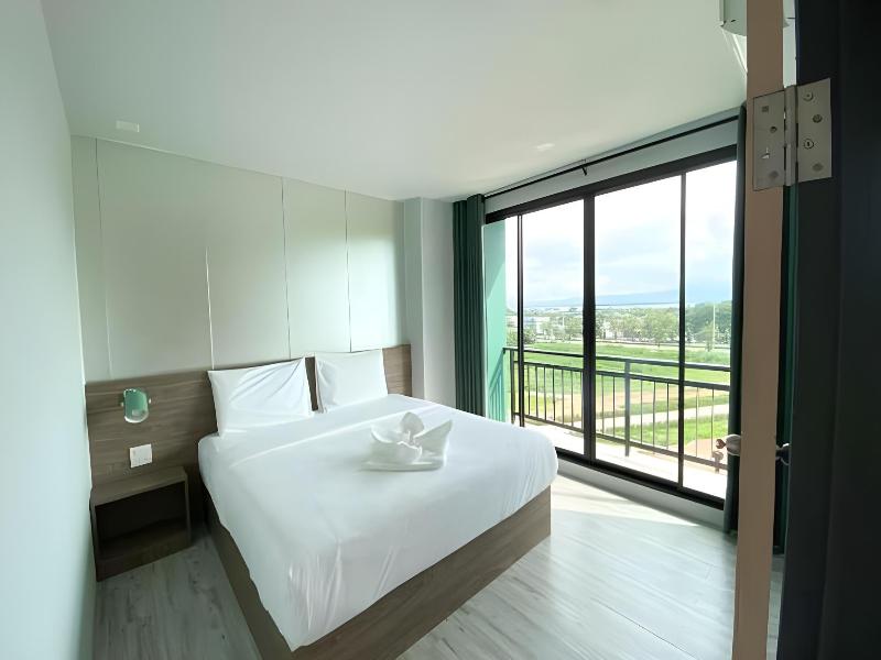 Dee Hotel Phayao