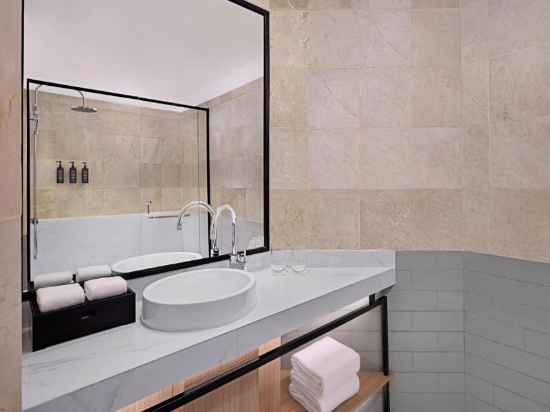 Sheraton Jakarta Soekarno Hatta Airport image