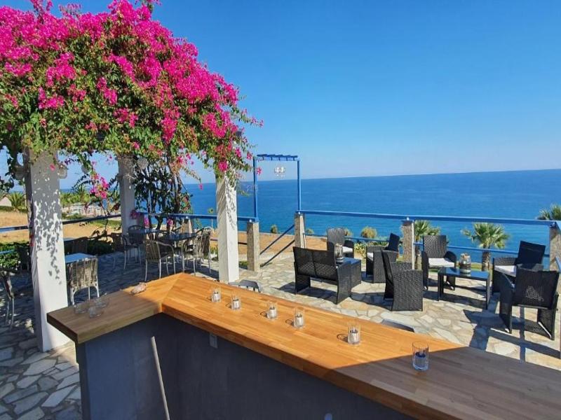 Stella Beach Hotel Panormos image