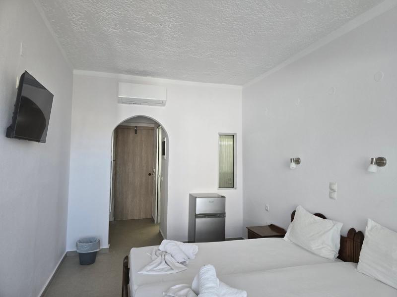 Stella Beach Hotel Panormos image