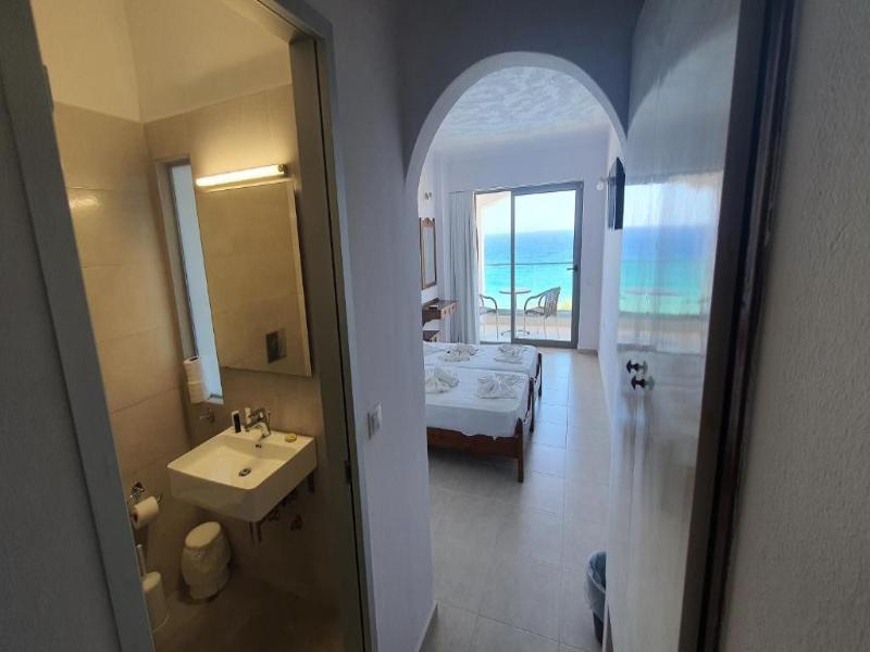Stella Beach Hotel Panormos image