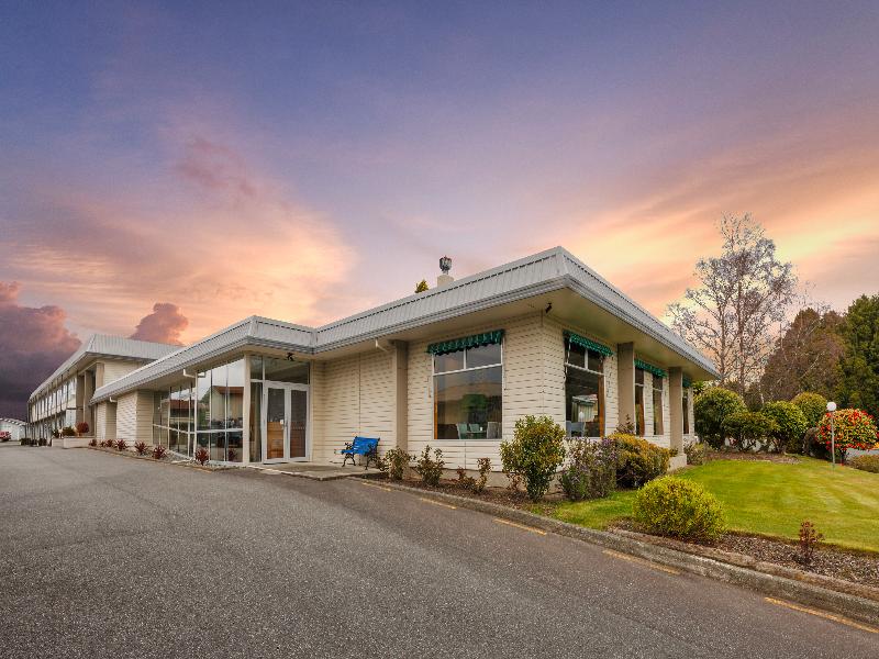 Kingsgate Hotel Te Anau image