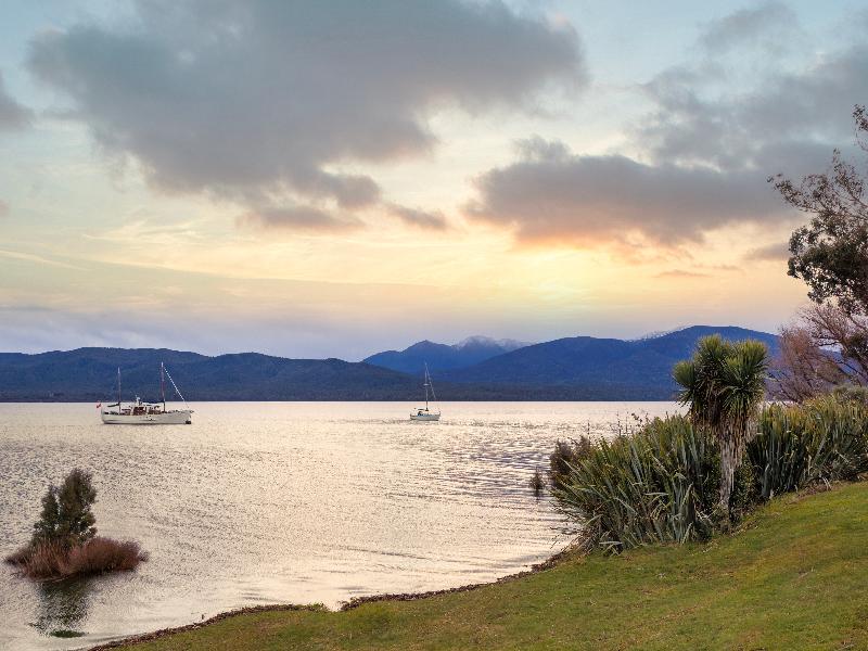 Kingsgate Hotel Te Anau image