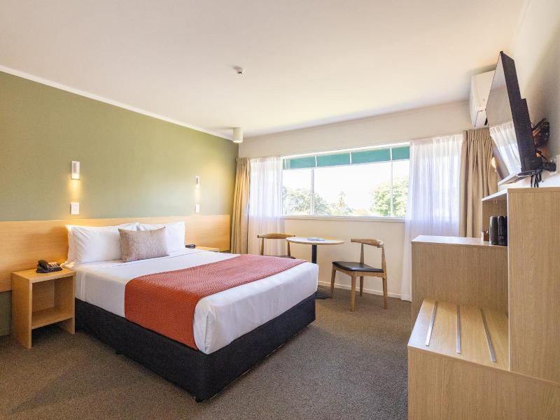 Auckland Rose Park Hotel image