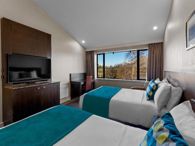 Copthorne Hotel & Resort Queenstown Lakefront image