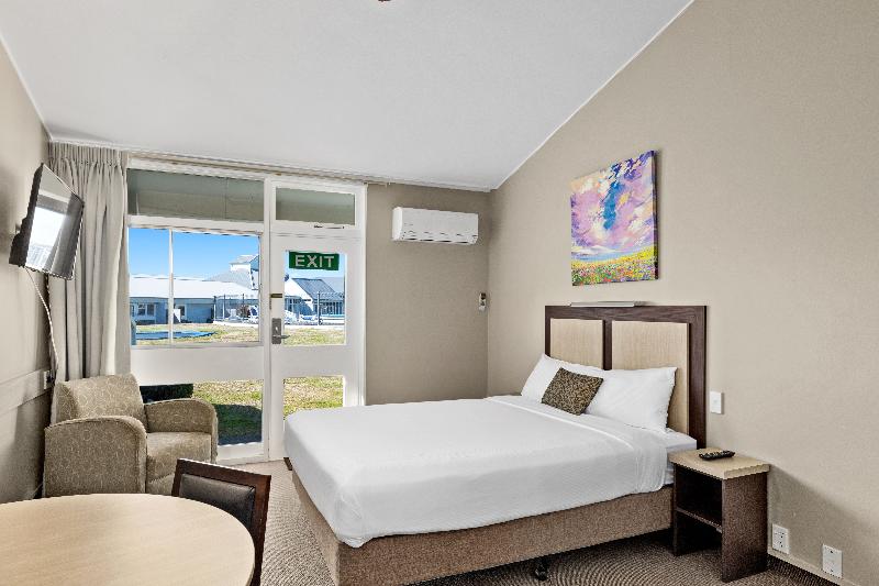 Copthorne Hotel and Resort Solway Park Wairarapa image
