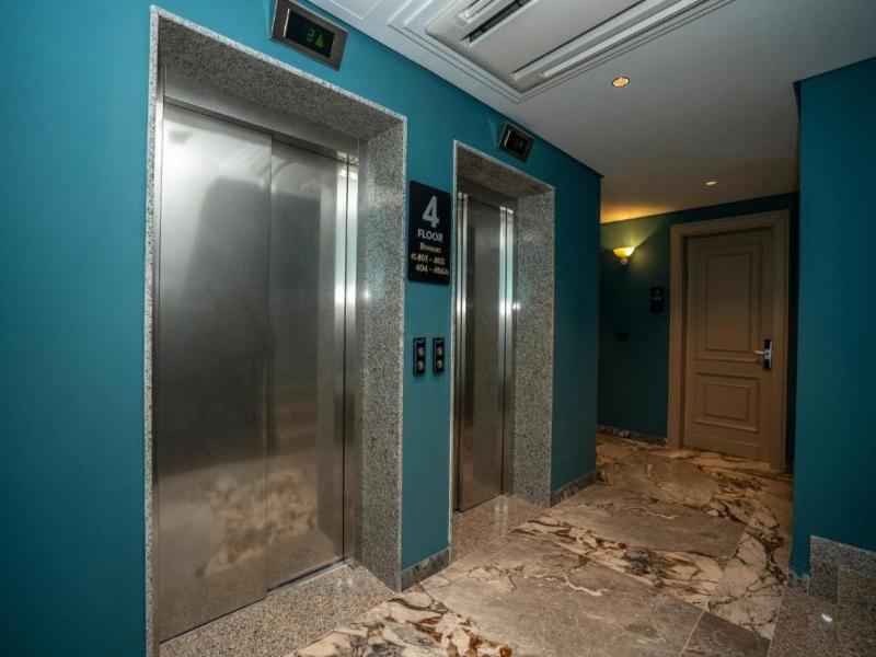 Hotel Mozart image