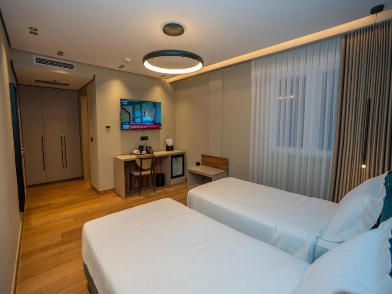 Hotel Mozart image