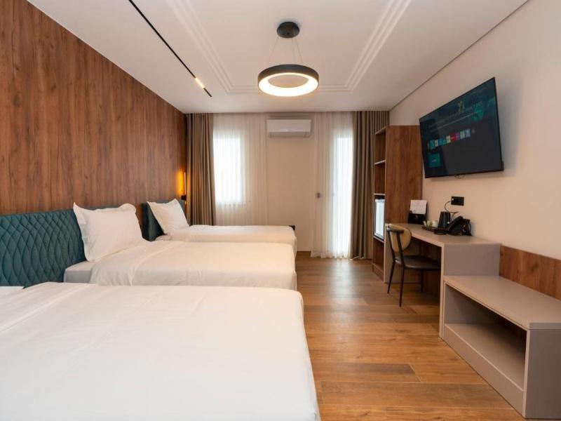 Hotel Mozart image