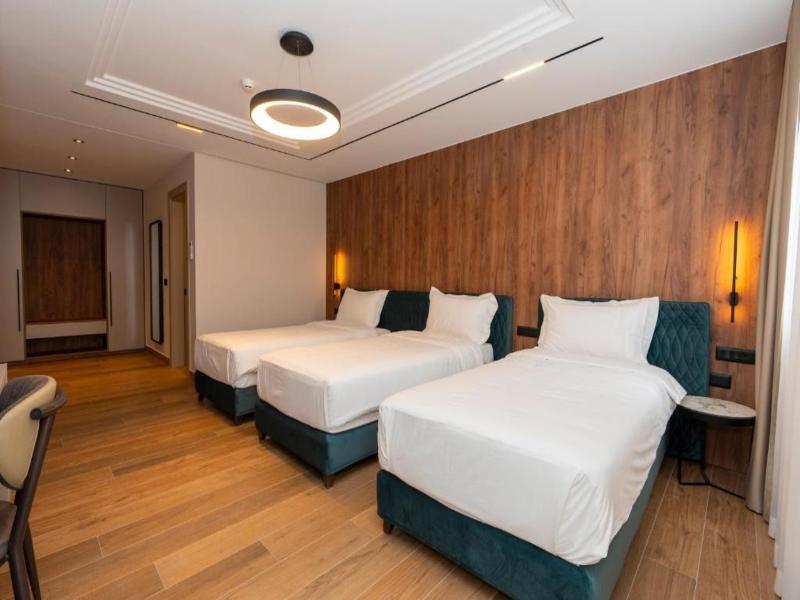 Hotel Mozart image