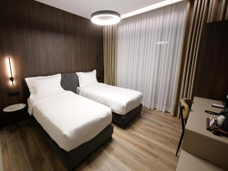 Hotel Mozart image