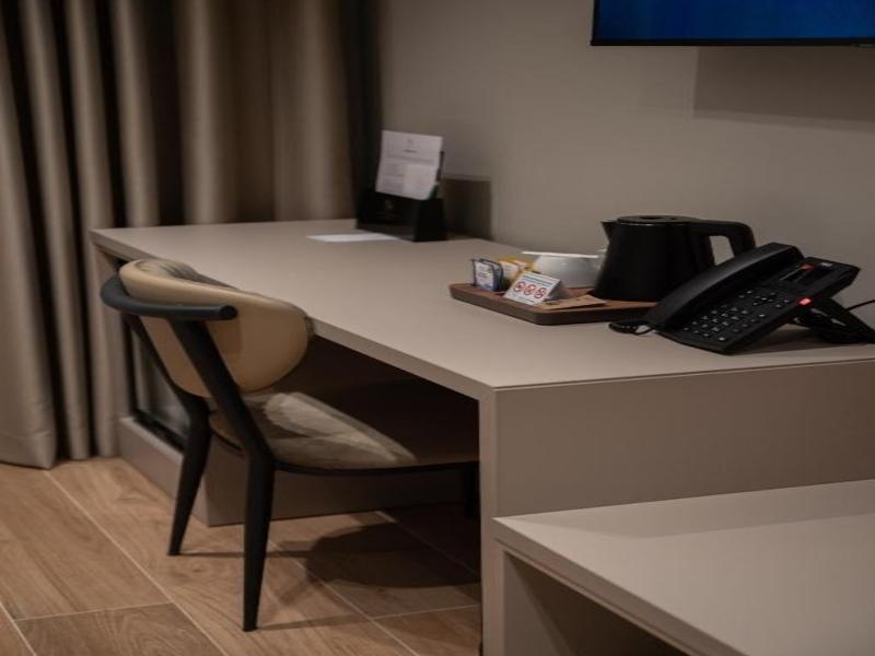 Hotel Mozart image