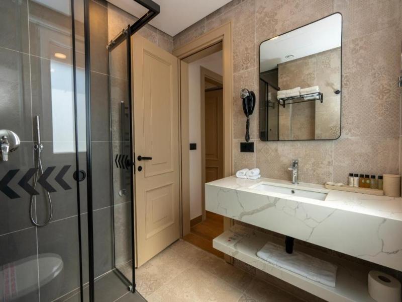 Hotel Mozart image