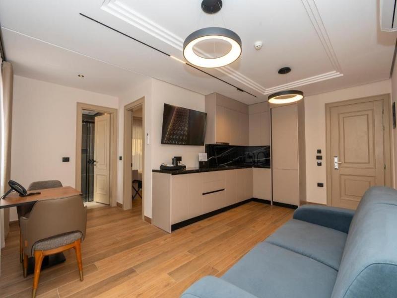 Hotel Mozart image