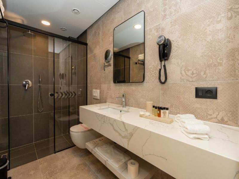 Hotel Mozart image