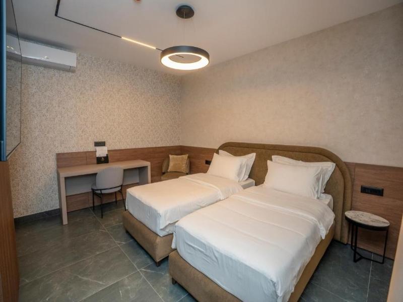 Hotel Mozart image