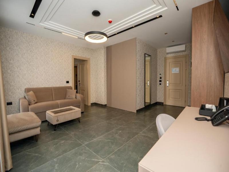 Hotel Mozart image