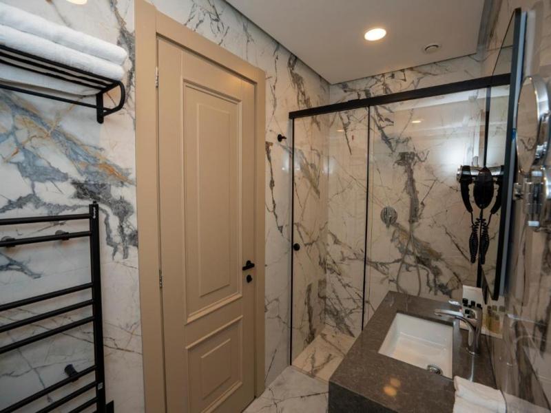 Hotel Mozart image