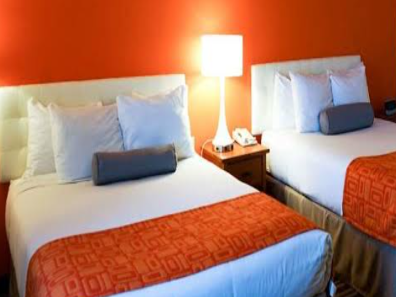 Howard Johnson By Wyndham Montpelier