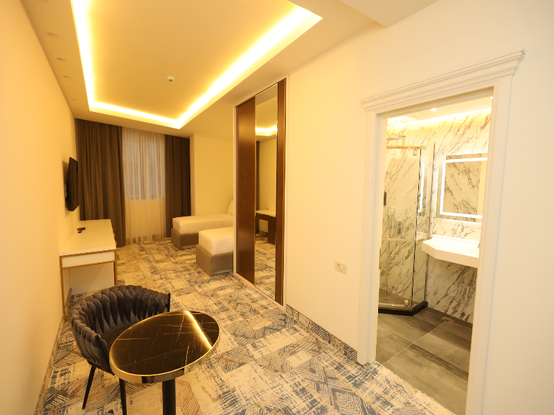 Venice Hotel Complex image