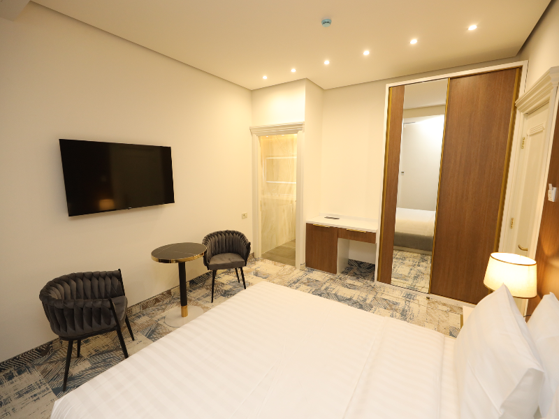 Venice Hotel Complex image