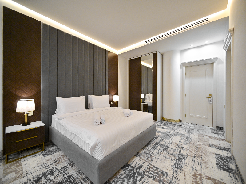 Venice Hotel Complex image