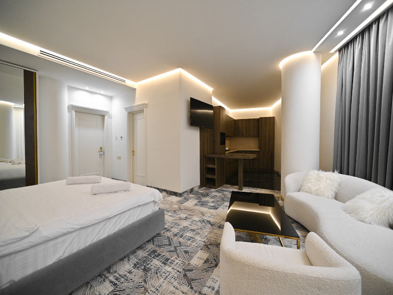 Venice Hotel Complex image