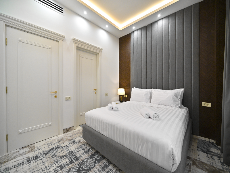 Venice Hotel Complex image
