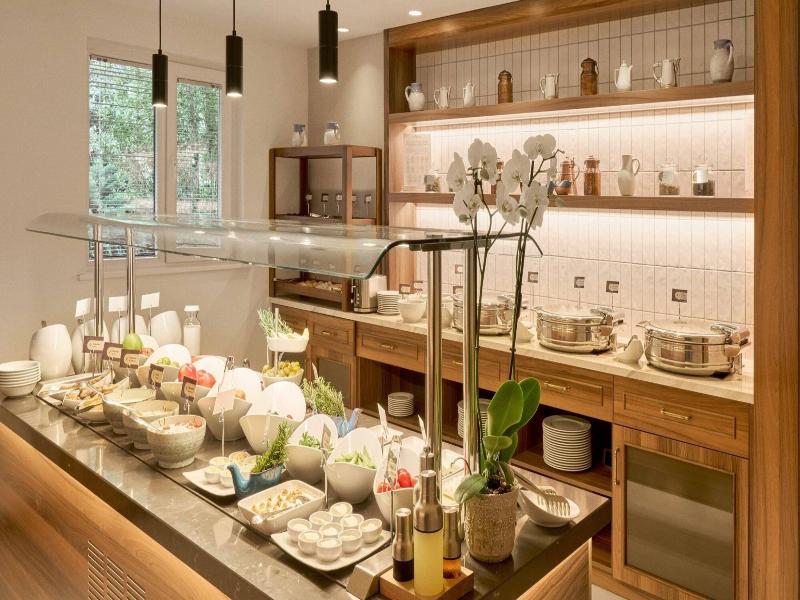 Marriott Executive Aparts Istanbul Tema World image