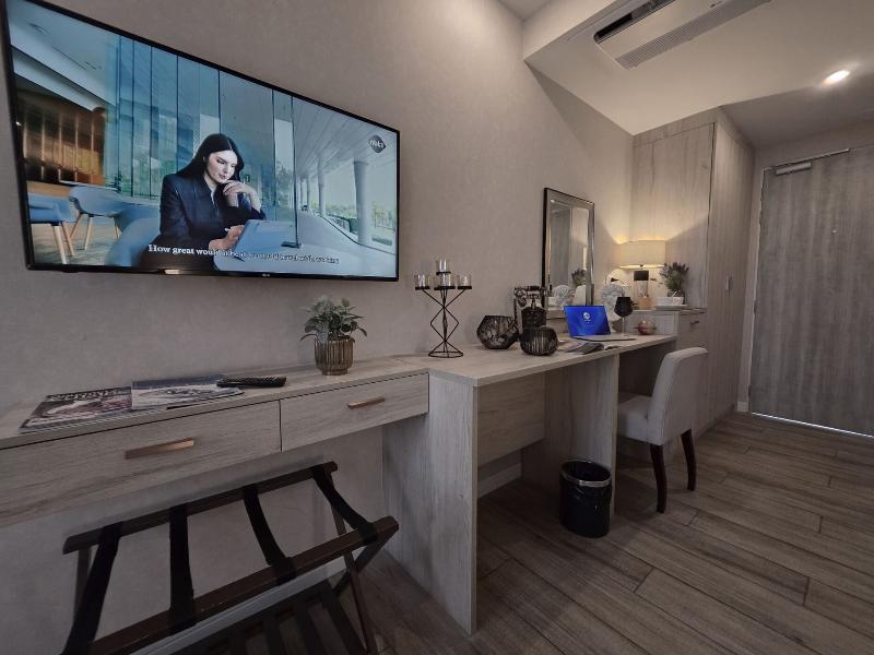 Le Cannes, A Recall Luxe Hotel, Chiang Mai. image