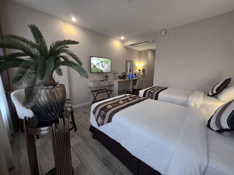 Le Cannes, A Recall Luxe Hotel, Chiang Mai. image