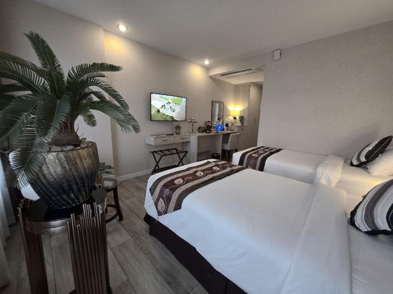 Le Cannes, A Recall Luxe Hotel, Chiang Mai. image