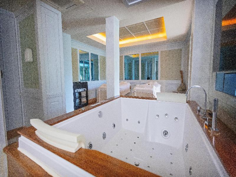 Hilton Dalaman Sarigerme Resort and Spa image