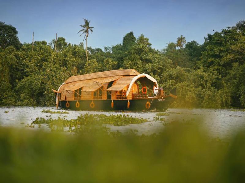 Spice Coast Houseboat, A CGH Earth Experience image