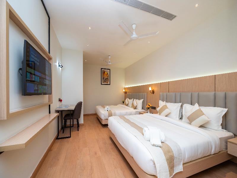 Hotel Meera Palace Varanasi image